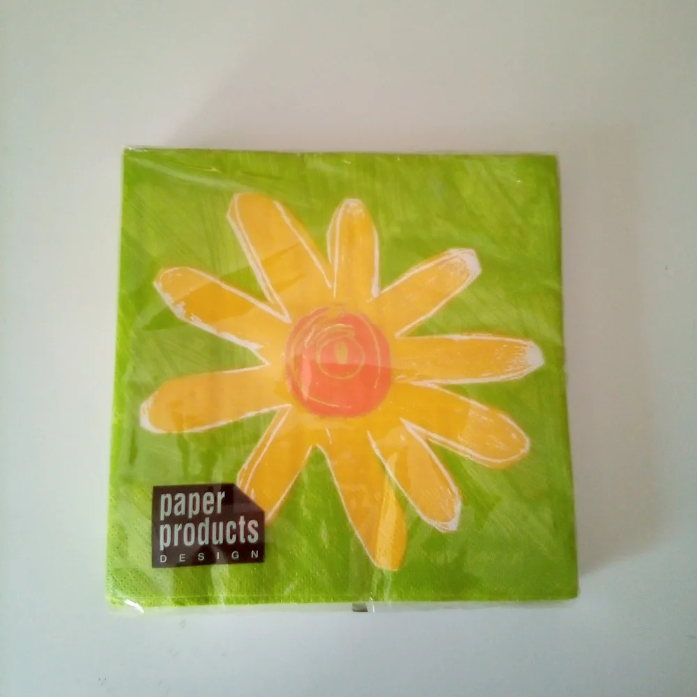 Paper Products Design Two Pack Flower Triple-Ply Disposable Napkins